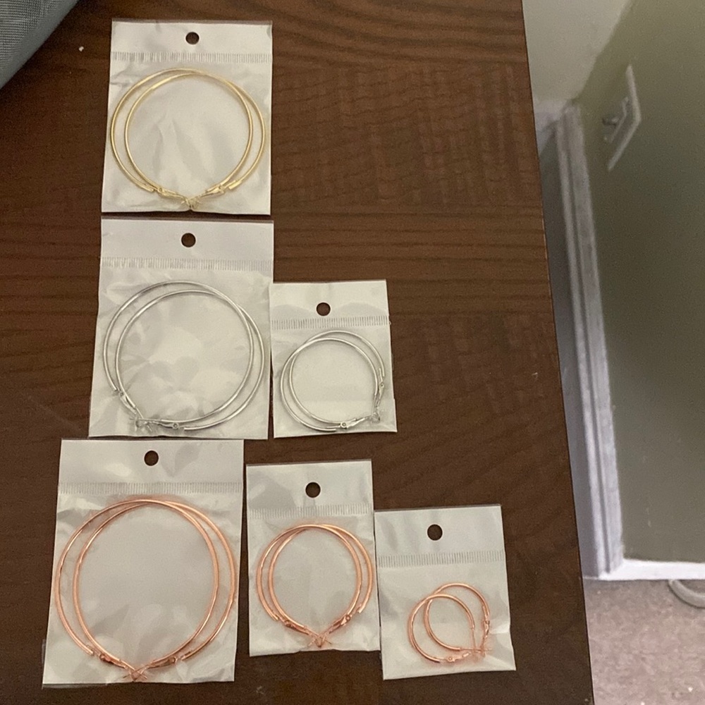 Women’s earrings 6 pairs